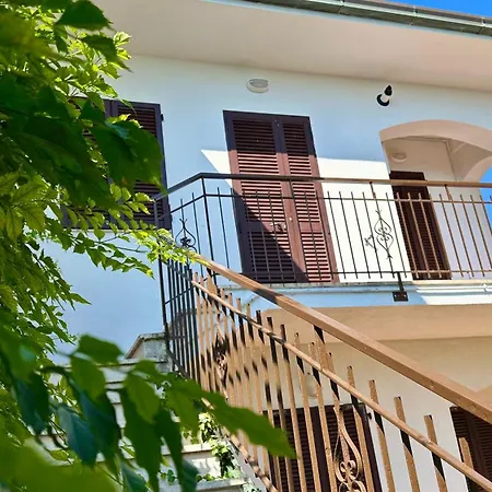M408 - Marcelli, Comodo Trilocale A 200mt Dal Mare Apartment